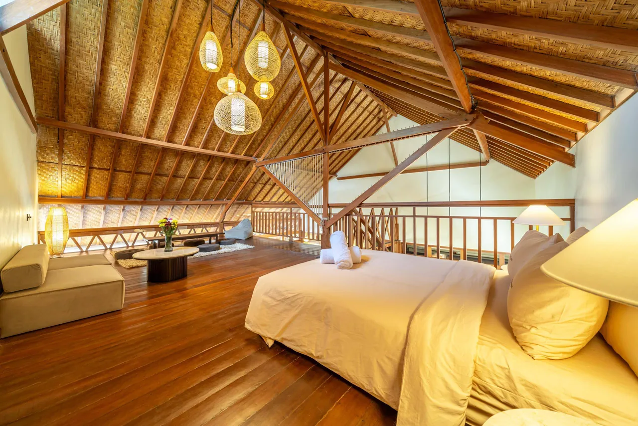 Ubud EcoHouse — Спальня на втором уровне